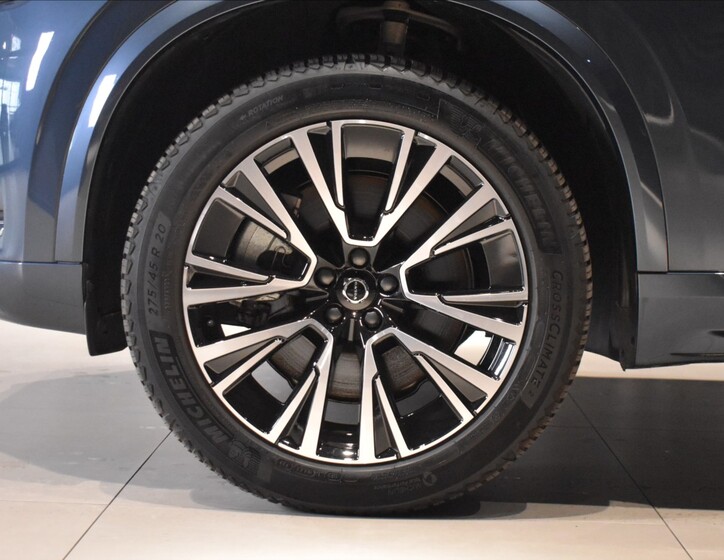 Volvo XC90 6