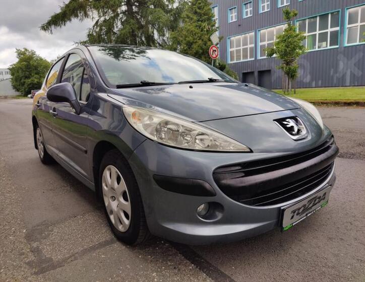 Peugeot 207 6