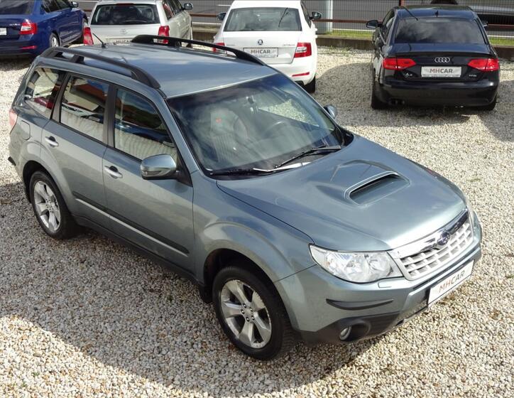 Subaru Forester 1