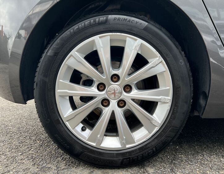 Peugeot 308 19