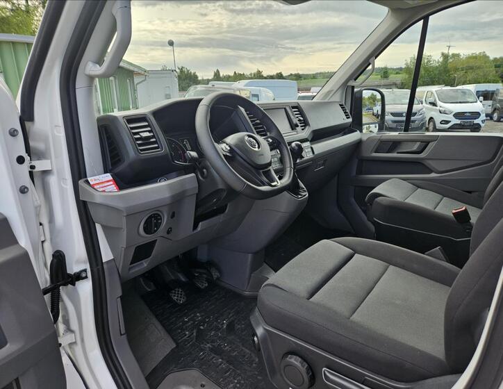 Volkswagen Crafter 10