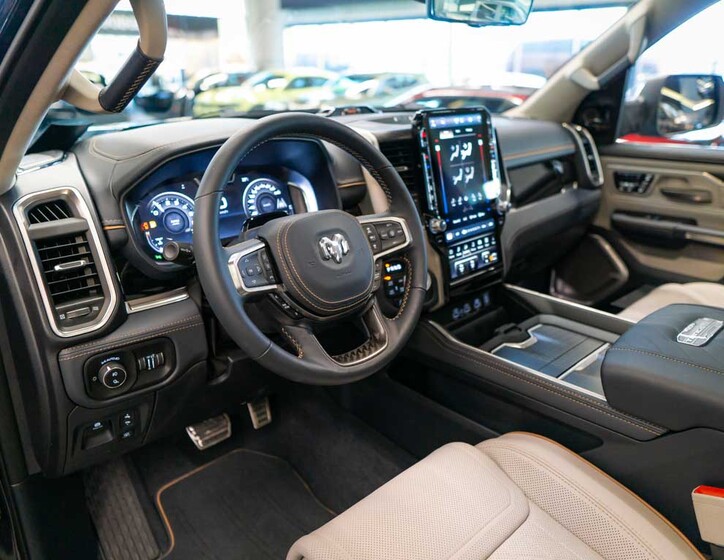 Dodge RAM 16