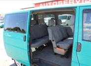 Volkswagen Caravelle 13