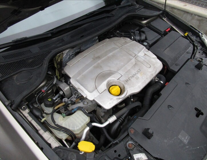 Renault Laguna 40