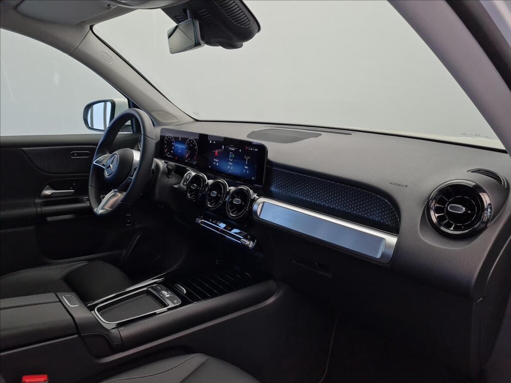 Mercedes-Benz GLB 14