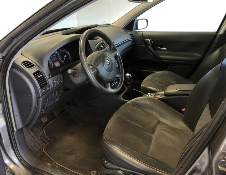 Renault Laguna 9
