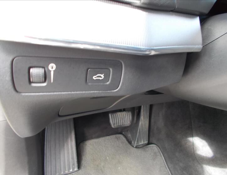 Volvo XC90 27