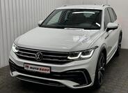 Volkswagen Tiguan 1