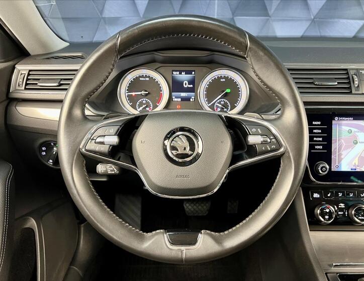 Škoda Superb 13