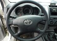 Toyota Hilux 29