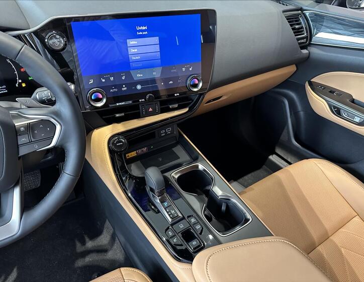 Lexus NX 450h plus 14