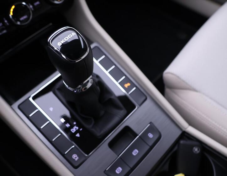 Škoda Superb 32