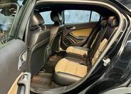 Mercedes-Benz GLA 12