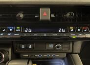 Toyota Land Cruiser 11