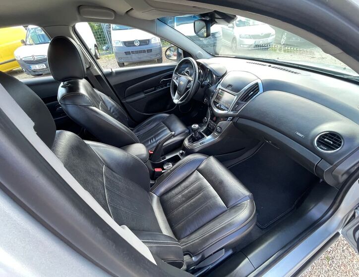 Chevrolet Cruze 19