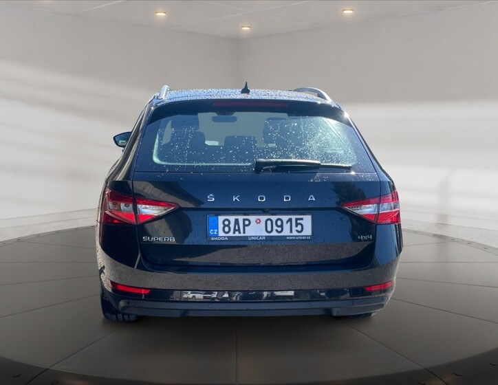 Škoda Superb 5
