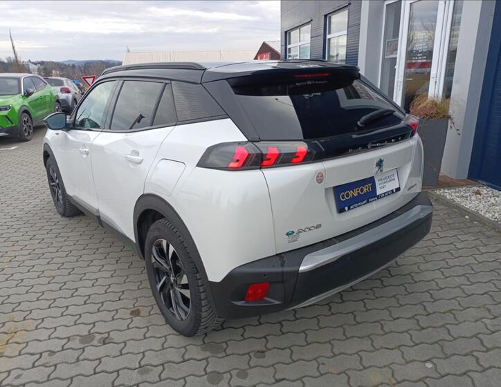 Peugeot 2008 10