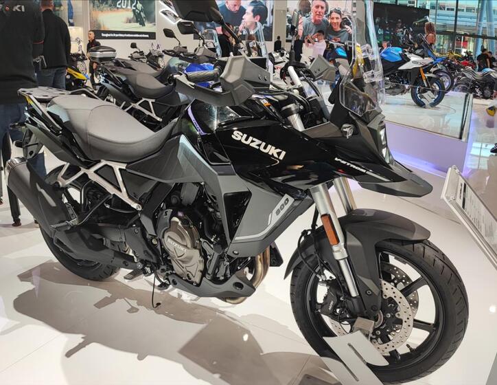 Suzuki Ostatní 8