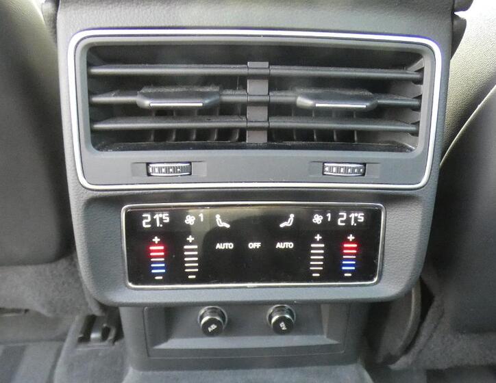 Audi Q7 21