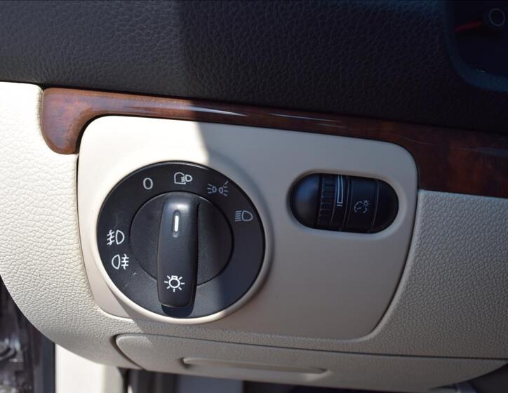 Volkswagen EOS 31