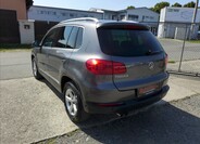 Volkswagen Tiguan 8