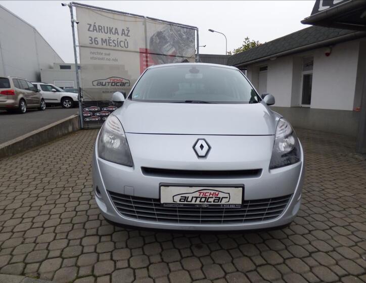 Renault Grand Scénic 8