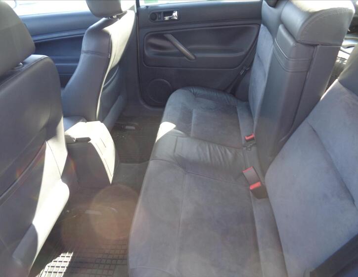 Volkswagen Passat 11