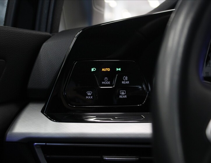 Volkswagen Golf 19