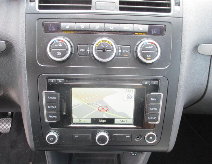 Volkswagen Touran 16