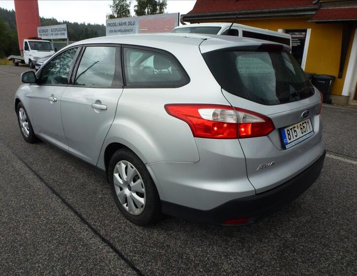 Ford Focus 9