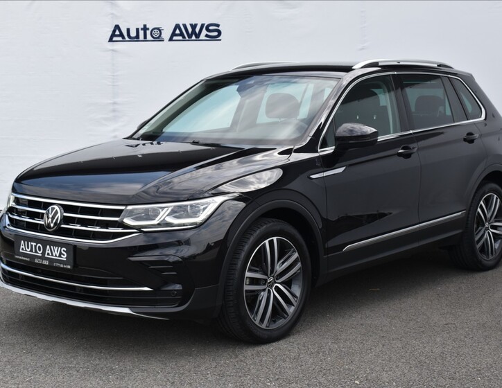 Volkswagen Tiguan 1