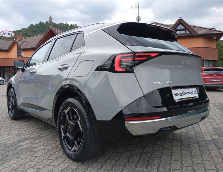 KIA Sportage 8