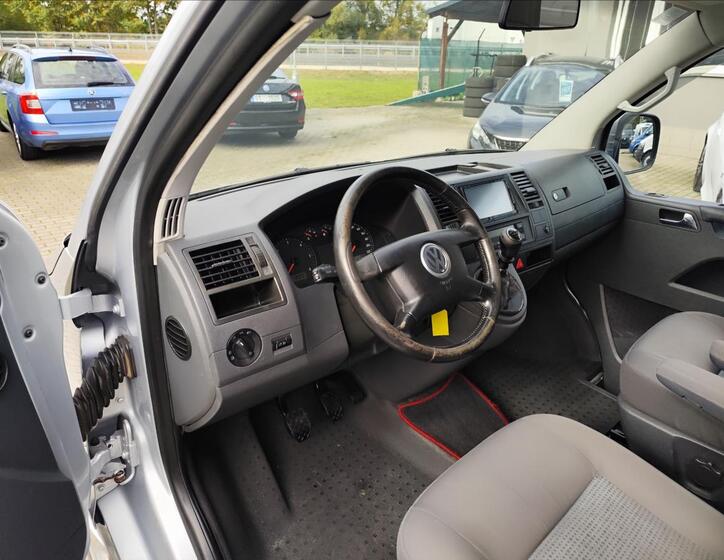 Volkswagen Caravelle 3