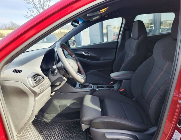 Hyundai i30 14