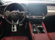 Lexus RX 500h 17