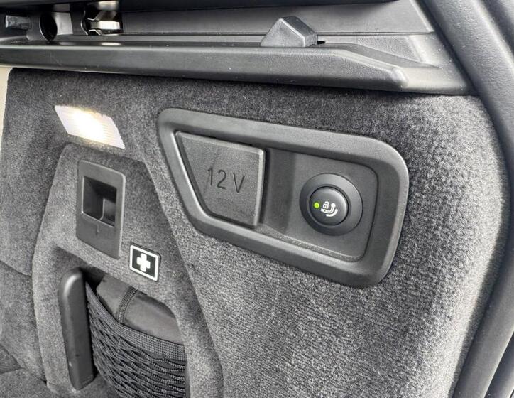 BMW X7 18