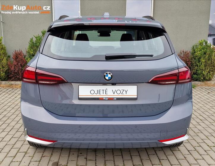 BMW Řada 2 9