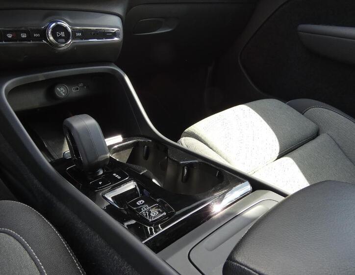 Volvo XC40 6