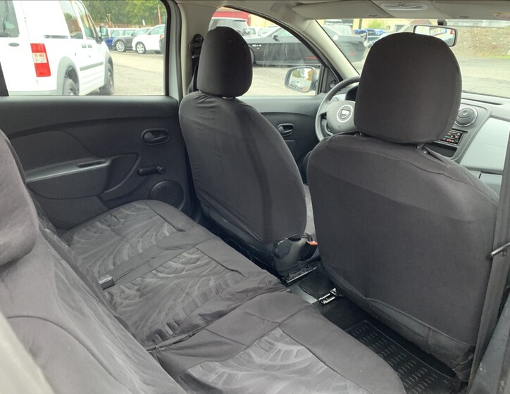 Dacia Sandero 15
