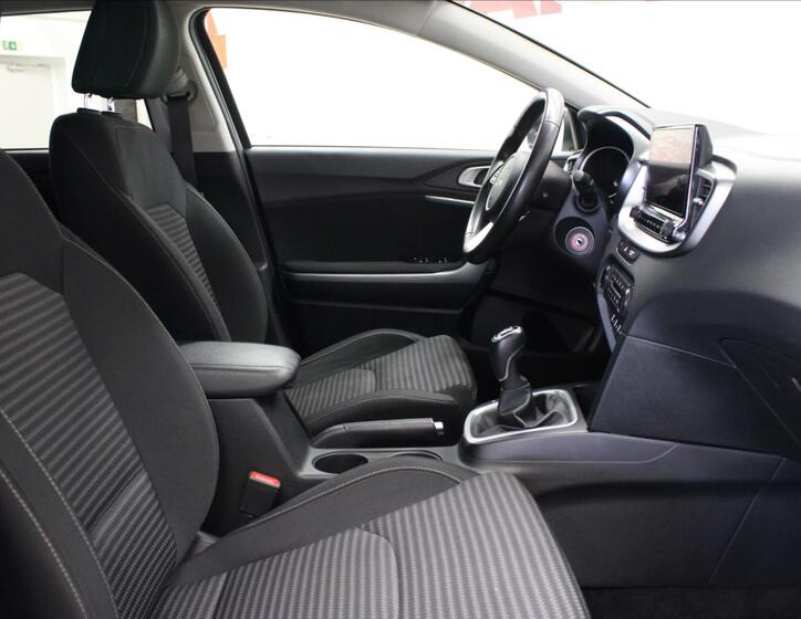 KIA Ceed 12