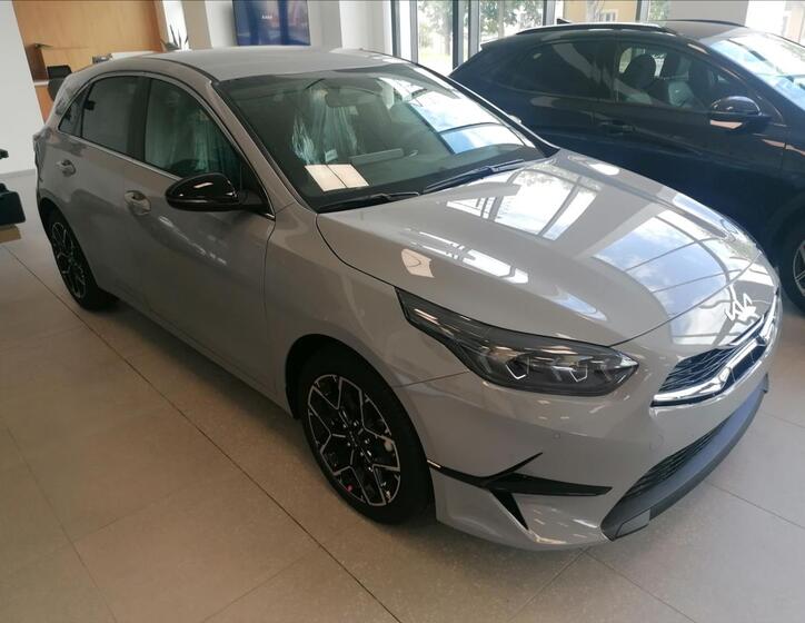 KIA Ceed 1