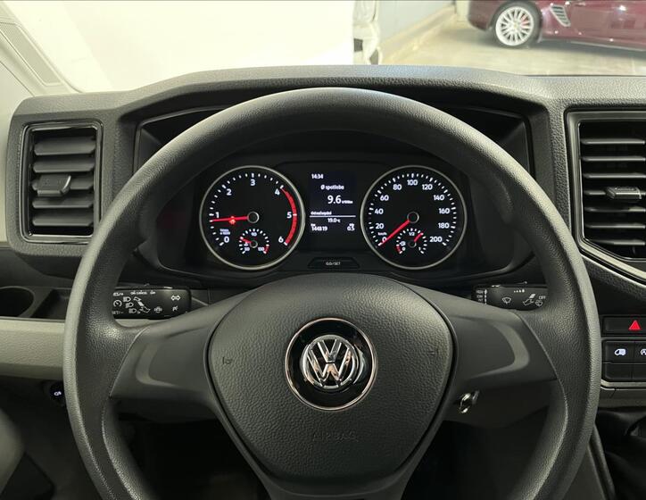 Volkswagen Crafter 10