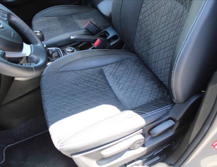 Suzuki Vitara 26