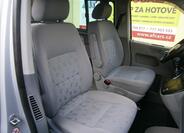 Volkswagen Multivan 8