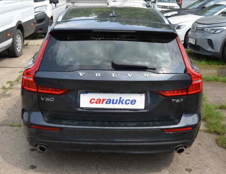 Volvo V60 5