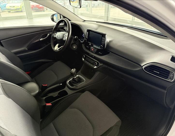 Hyundai i30 8
