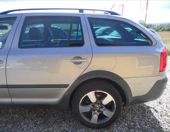 Škoda Octavia 9