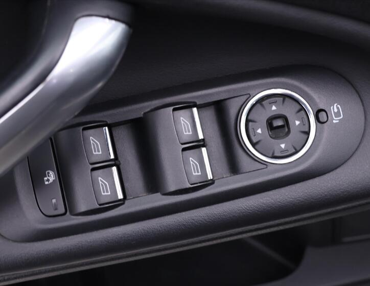 Ford Mondeo 16