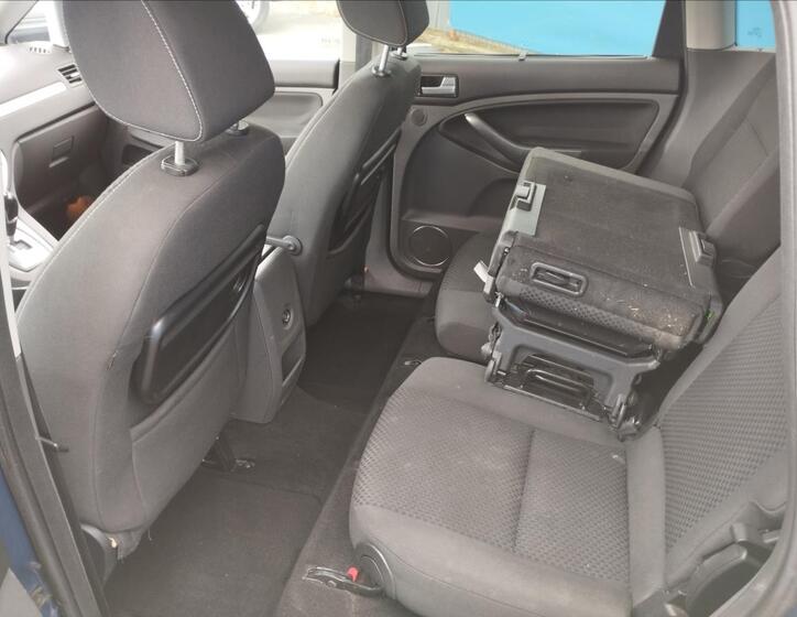 Ford C-MAX 10
