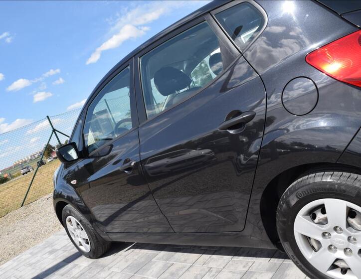 KIA Venga 11